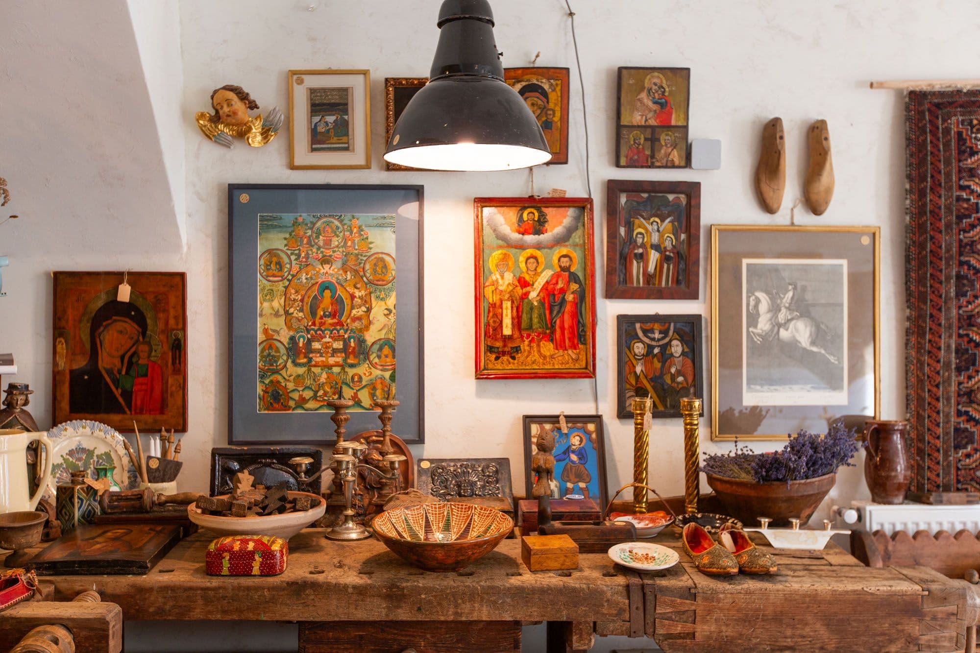 Frescă magazin Zestrea///Artă veche și podoabe logo