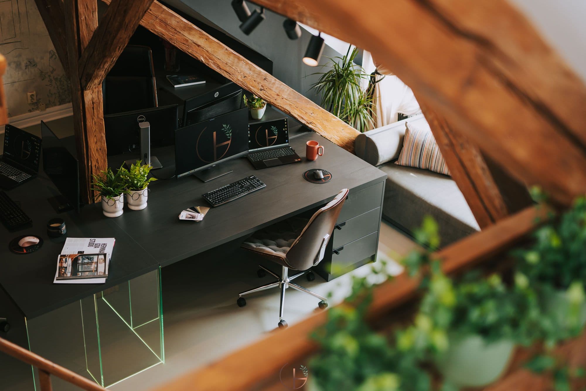 Hermina Goia Studio logo