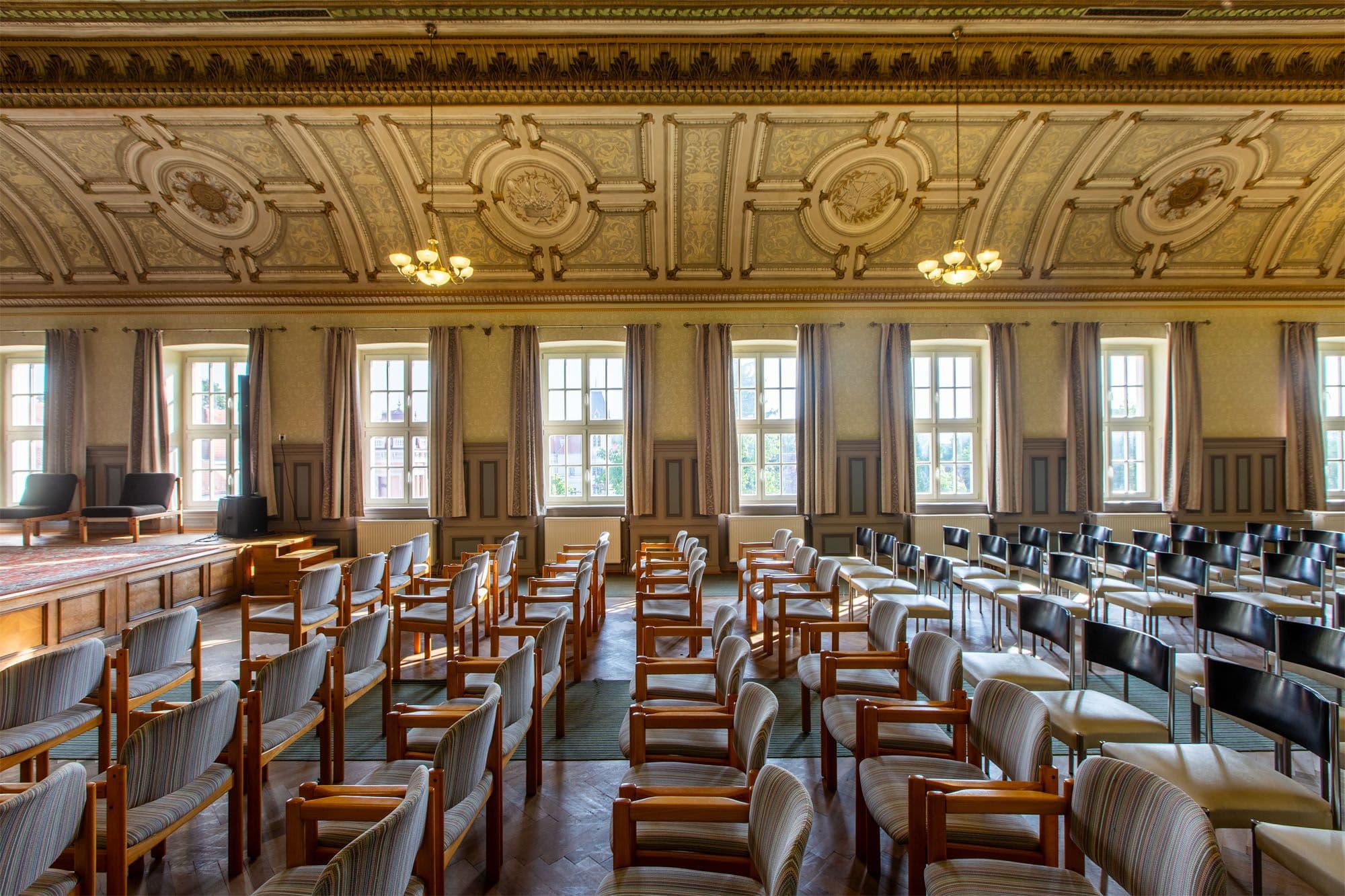 Sala Festivă///Fostul Institut Franciscan logo