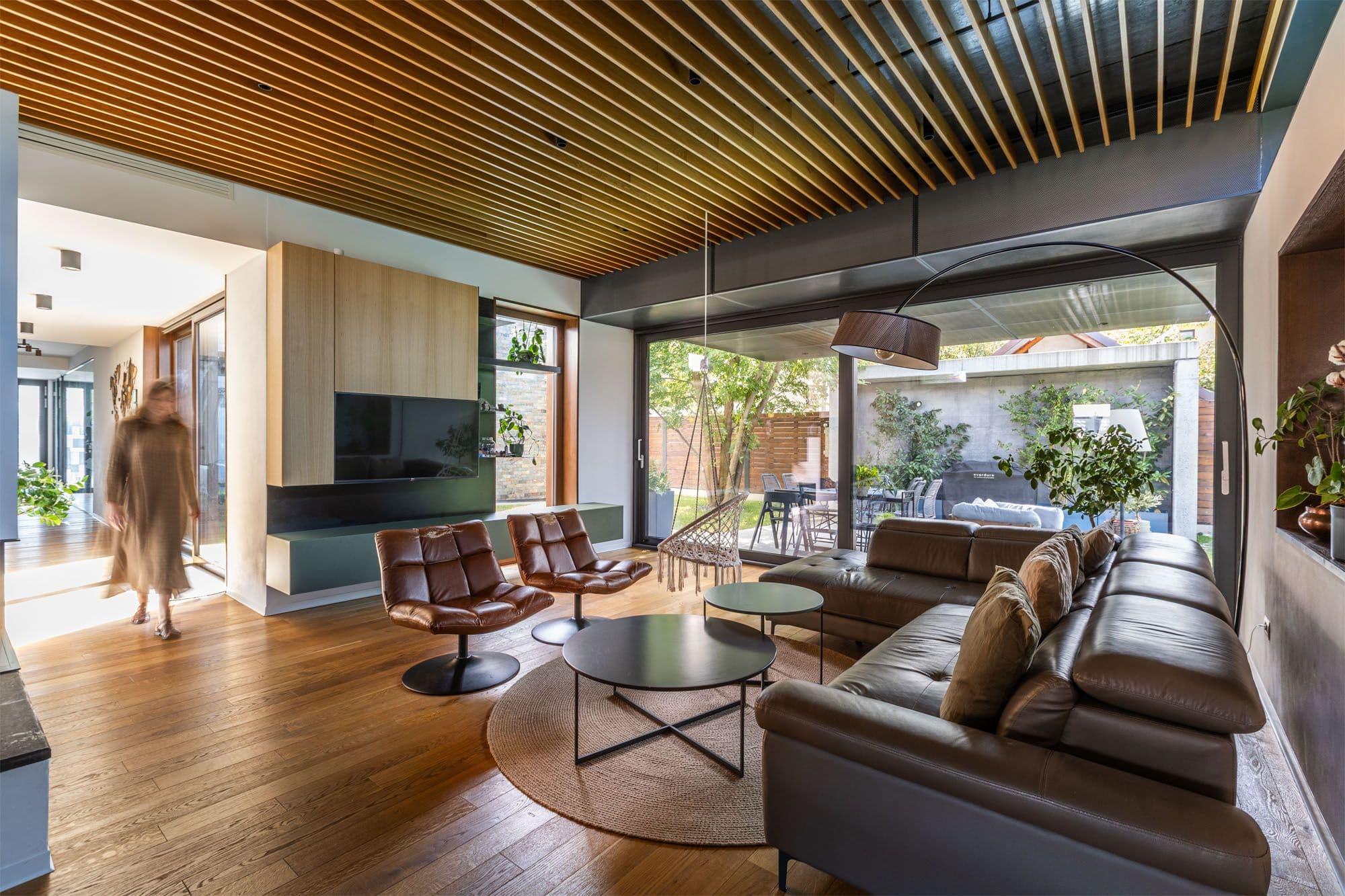 Casa cu mașină logo