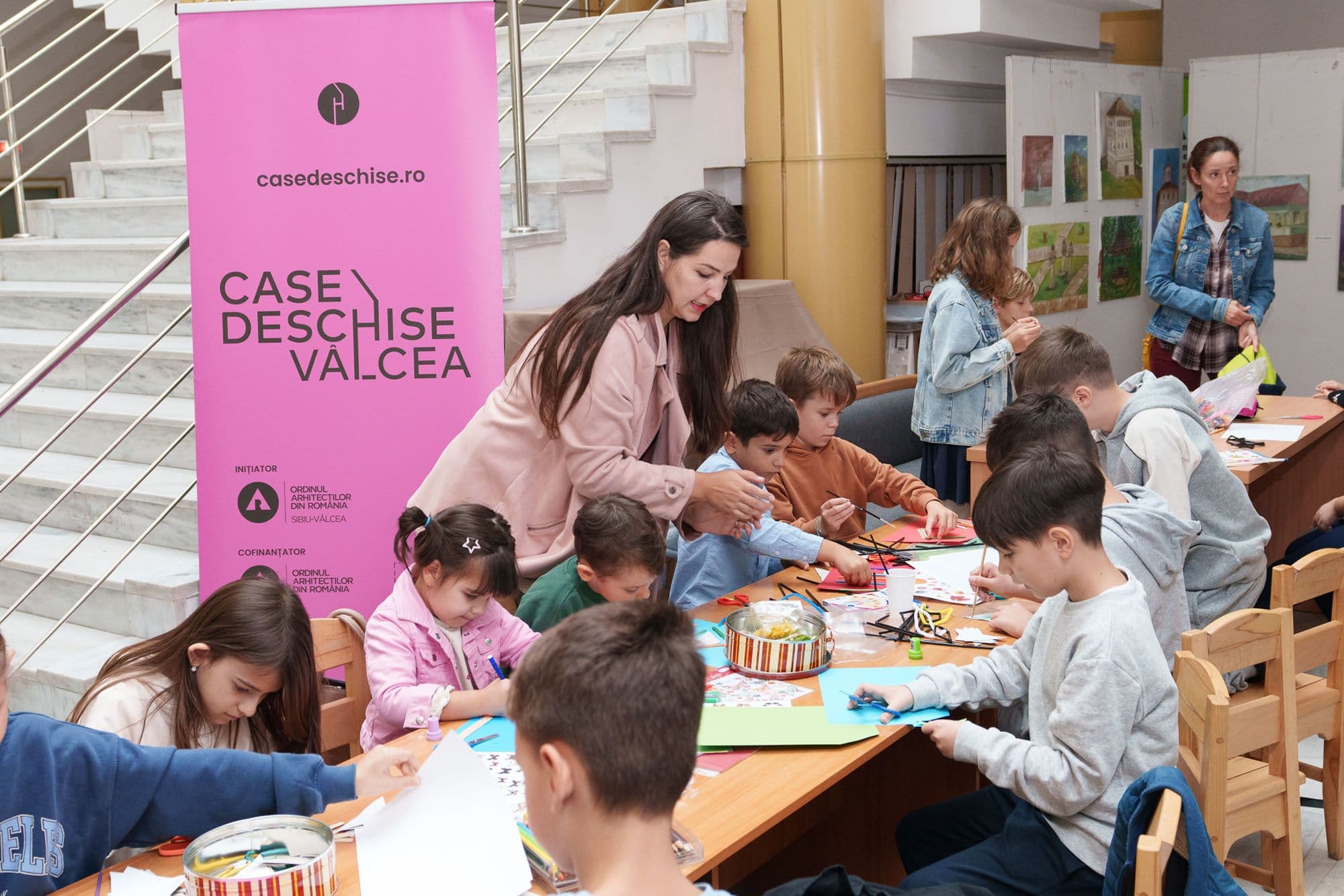 Casă, deschide-te!///Atelier de-a arhitectura #1 cover image